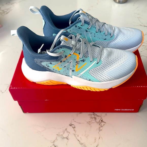 Kids Rave Run v2 New Balance sneaker - Picture 1 of 5